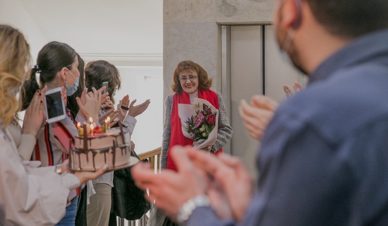 Հայկական հեռուստատեսության առաջին հաղորդավարը դարձավ 86 տարեկան