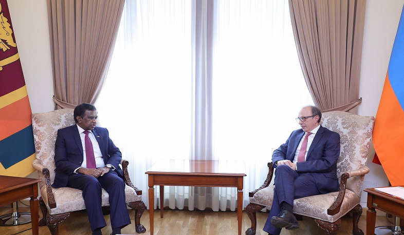 Արա Այվազյանն ընդունել է Շրի Լանկայի նորանշանակ դեսպանին