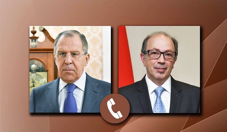 Состоялся телефонный разговор глав МИД Армении и России