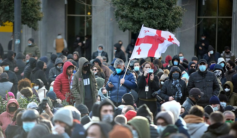 Грузинская оппозиция готовится к непрерывным акциям протеста