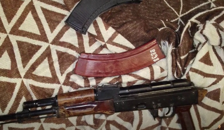 Ոստիկանները կրկին ապօրինի ինքնաձիգ ու զինամթերք են հայտնաբերել