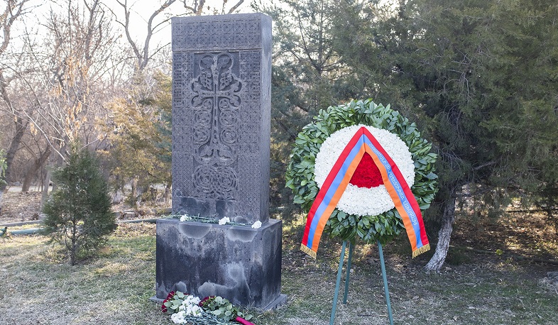 Президент Армении почтил память жертв Сумгаитских погромов