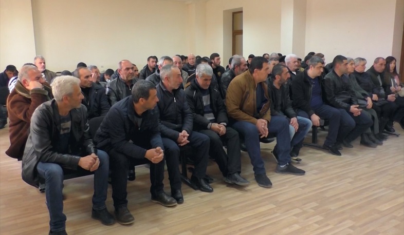 Շիրակցիները քաղաքական ուժերից պահանջում են չշահարկել գերիների ու անհետ կորածների հարցը