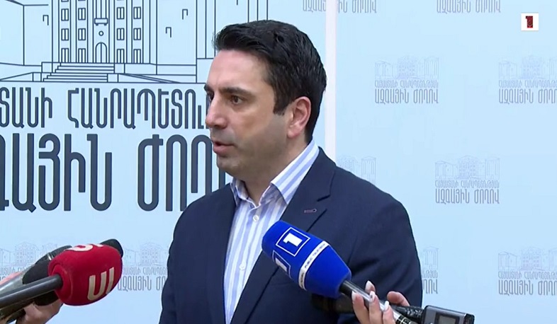 There is no conflict between the government and the army. Alen Simonyan