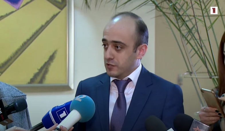 Տարոն Սիմոնյանի ճեպազրույցը