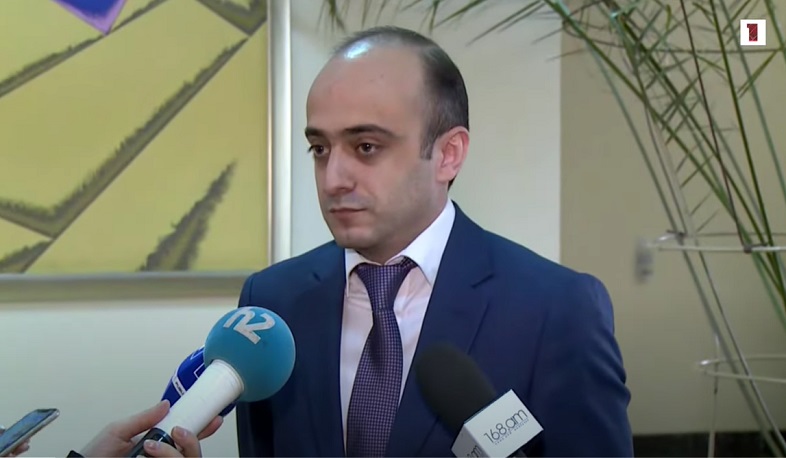 «Լուսավոր Հայաստանը» պատրաստ է արտահերթ ընտրությունների անցկացման հարցով հուշագիր ստորագրել. Տարոն Սիմոնյան