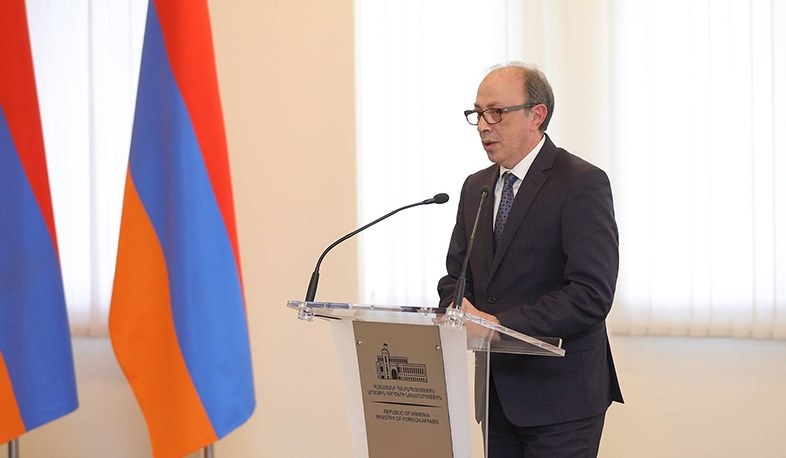 Արա Այվազյանի ուղերձը Դիվանագետի օրվա առիթով