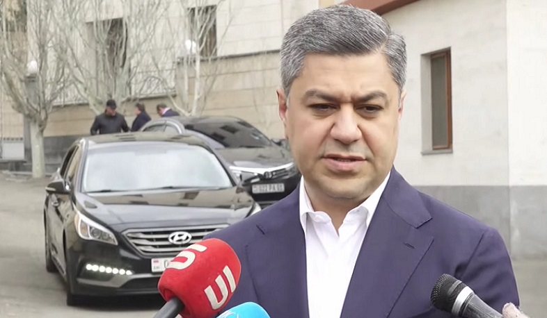 Նախագահը լսել է «Հայրենիքի փրկության շարժման» ներկայացուցիչների տեսակետը. Վանեցյան