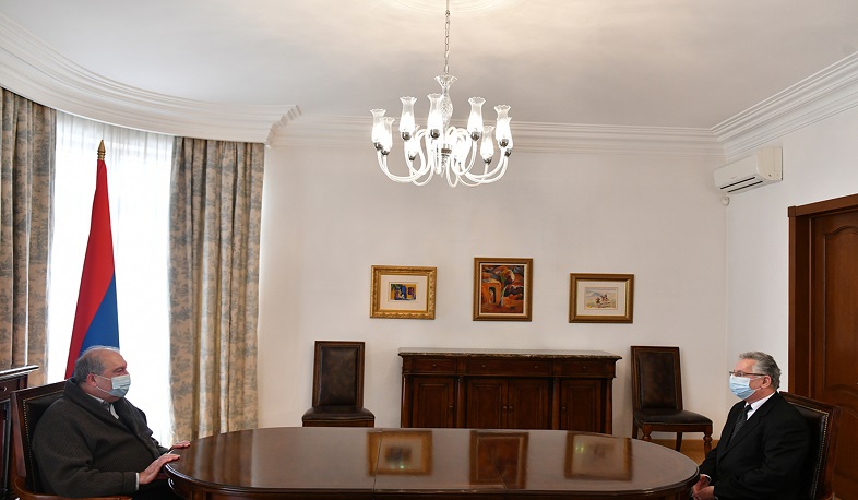 Արմեն Սարգսյանին հավատարմագրերն է հանձնել Հայաստանում Կիպրոսի դեսպանը