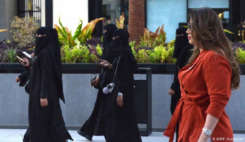 В Саудовской Аравии женщинам разрешили служить в армии