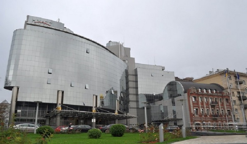 Помощь Армении, строительство и реставрация церквей, и арменоведение: армяне Украины провели конференцию