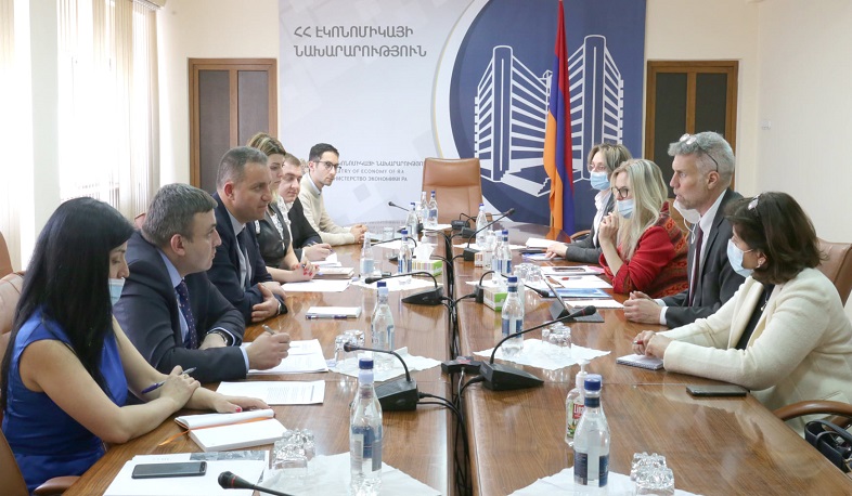 Էկոնոմիկայի նախարարն ընդունել է ՀԲ Հարավային Կովկասի տարածաշրջանային տնօրենի գլխավորած պատվիրակությանը