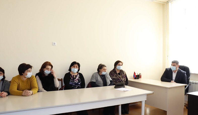 Գեղարքունիքի մարզպետին ներկայացվել են Գավառի 4-րդ հիմնական դպրոցի հրատապ խնդիրները