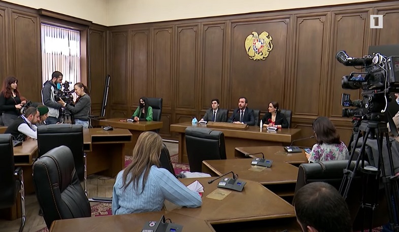 Իշխանությունը բաց է քաղաքական ուժերի հետ քննարկումների համար