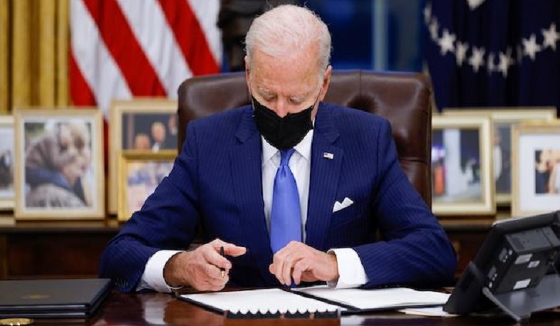Президент США Байден продлил санкции против Ирана