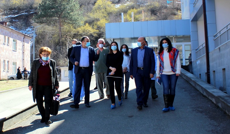 ՀՀ առողջապահության նախարարն այցելել է Կապանի և Գորիսի ԲԿ-ներ