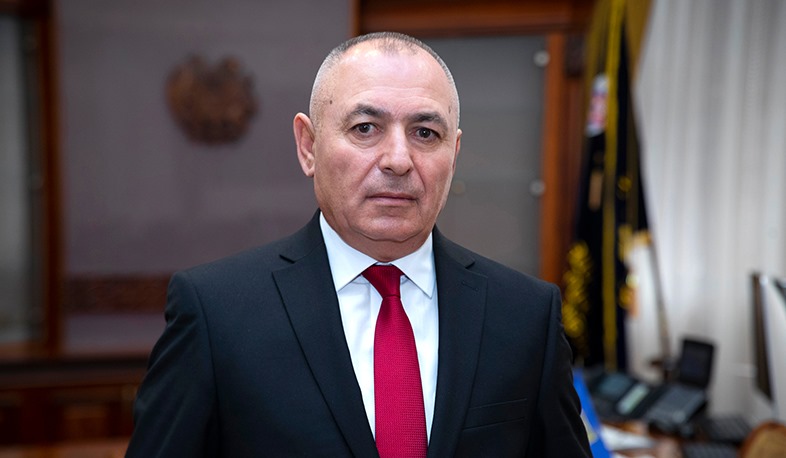 Դուք անգնահատելի ներդրում ունեք ինչպես թիկունքում, այնպես էլ աշխատանքային առաջնագծում. ՀՀ ԱԻ նախարարի շնորհավորանքը մարտի 8-ի առթիվ