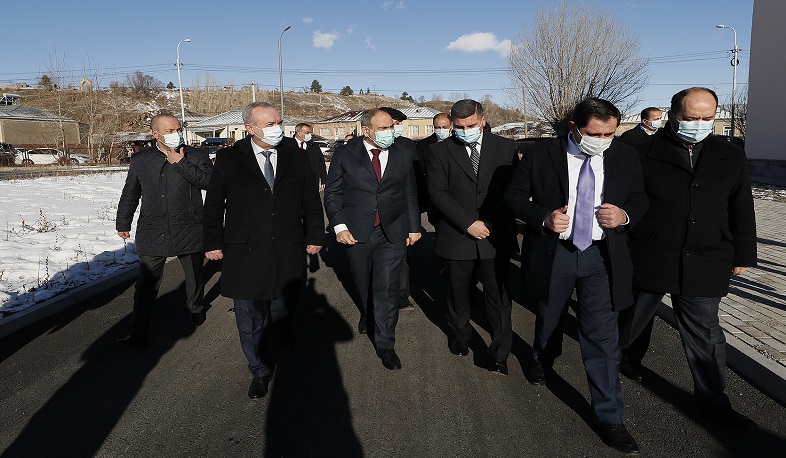 Վարչապետը ծանոթացել է Գավառի թիվ 2 միջնակարգ դպրոցում իրականացված վերակառուցման աշխատանքներին