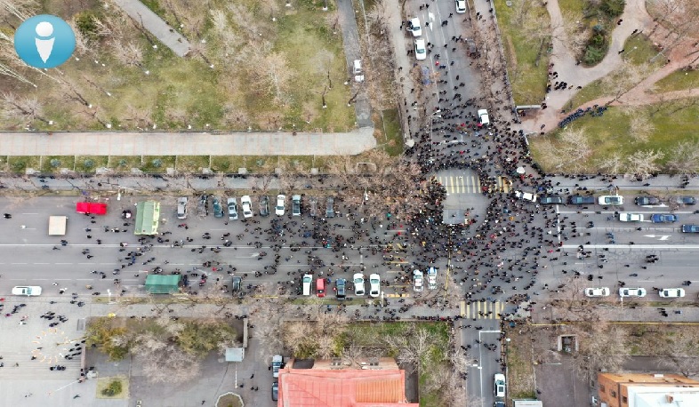 Բաղրամյան-Դեմիրճյան խաչմերուկում, ժ. 17:31-ի դրությամբ, եղել է շուրջ 2250 մարդ. ԻՔՄ