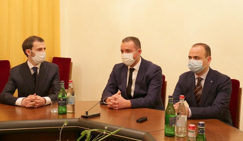 Վահան Քերոբյանը Նորամուծության և ձեռներեցության ազգային կենտրոնի աշխատակիցներին ներկայացրել է նորանշանակ տնօրենին