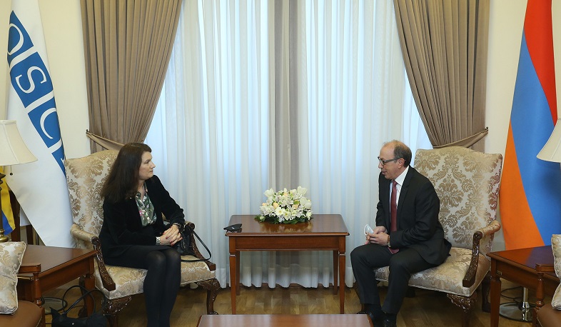 RA Foreign Minister meets with OSCE Chairperson-in-Office