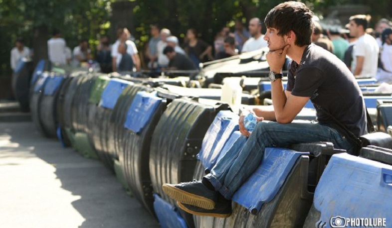 Ոստիկանությունը երկխոսում է. կարծում ենք՝ որոշակի հաջողություններ կունենանք. փոխոստիկանապետը՝ Բաղրամյան պողոտան բացելու մասին