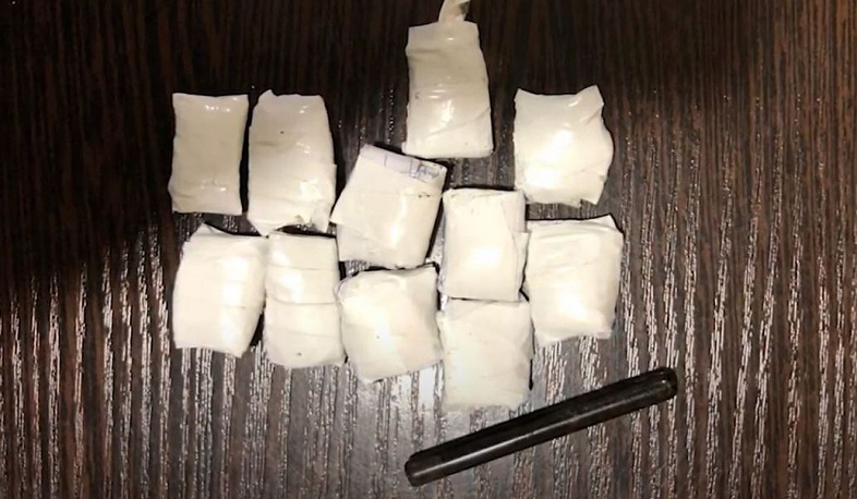 Դավիթաշենի բաժանմունքի ոստիկանները թմրանյութ են հայտնաբերել