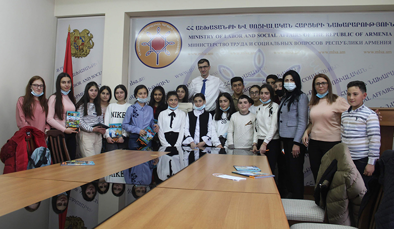 Մեծ եռանդով ու աշխատանքով պիտի շենացնենք Արցախը, օգնենք արցախցուն իր ներուժն օգտագործել մեր միասնական հայրենիքի հզորացման համար. Մեսրոպ Առաքելյան