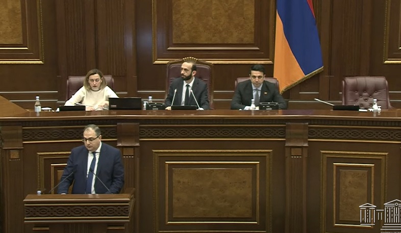 ԱԺ արտահերթ նիստը մեկնարկել է