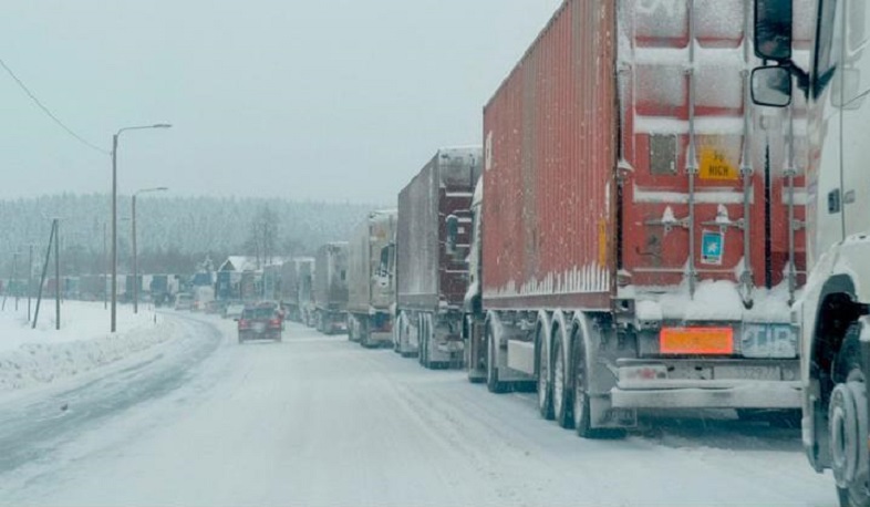 Լարսը բաց է բոլոր տրանսպորտային միջոցների համար