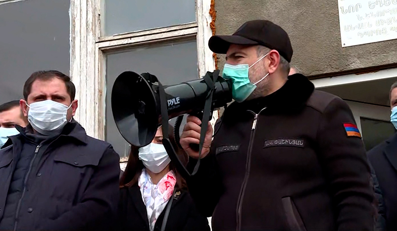 Այս ծանր ճգնաժամը լավ առիթ է մտածելու մեր անցած ճանապարհի մասին. վարչապետը հանդիպել է Նոր Եդեսիա համայնքի բնակիչների հետ