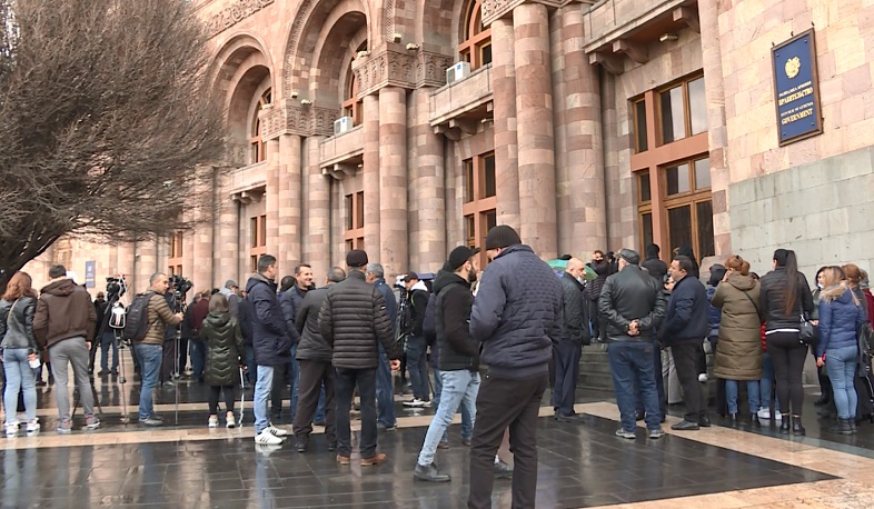 Ժամկետային զինծառայողների ծնողները հանդիպել են վարչապետի հետ