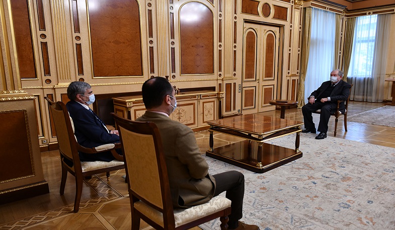 Նախագահը հանդիպել է «Հանրապետություն» կուսակցության նախագահ Արամ Սարգսյանի և Արտակ Զեյնալյանի հետ