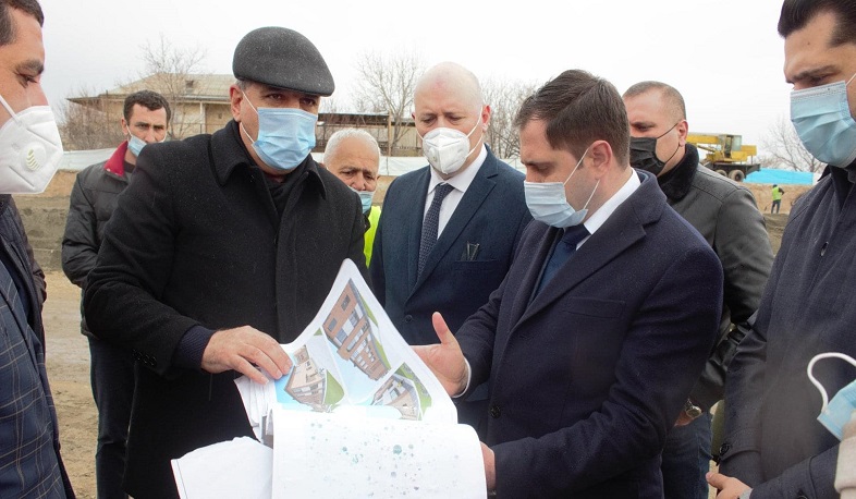 Սուրեն Պապիկյանն այցելել է Պտղունքի և Երևանի թիվ 18 դպրոցների շինհրապարակներ