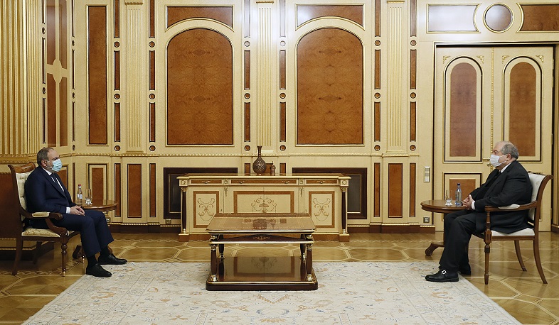 Նիկոլ Փաշինյանը հանդիպում է ունեցել Արմեն Սարգսյանի հետ