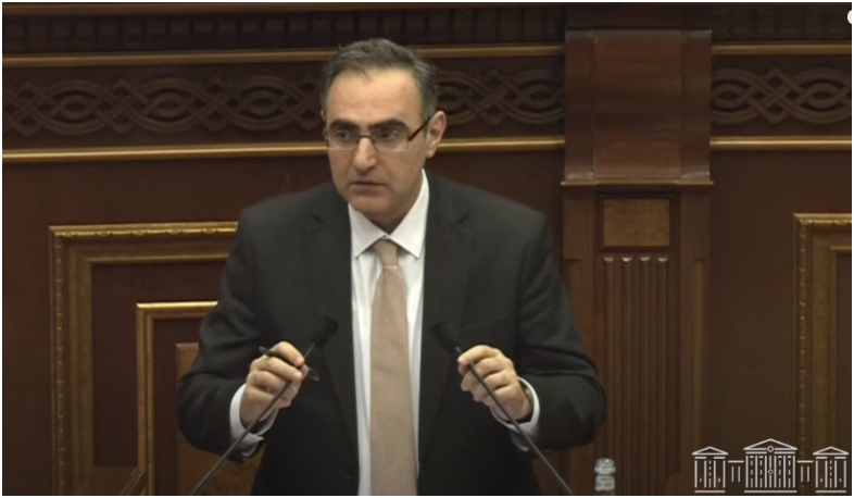 Արսեն Մկրտչյանը կարճ ելույթում վերահաստատեց՝ կարևորում է իրավունքի գերակայության հիմքով արդարադատությունը