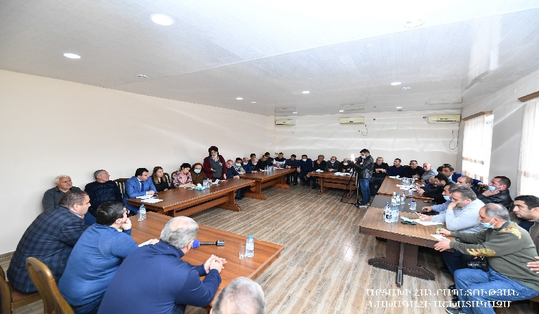 Artsakh President Arayik Harutyunyan met with residents of Hadrut and Kashatagh regions in Yerevan