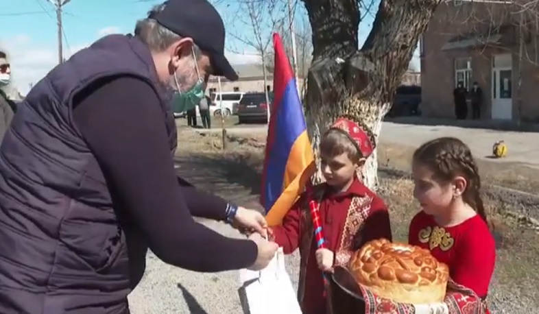 Премьер-министр РА посетил общину Алашкерт Армавирской области