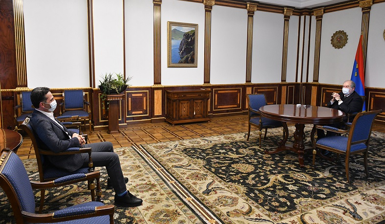 Նախագահը հանդիպել է FAST հիմնադրամի գործադիր տնօրեն Արմեն Օրուջյանի հետ