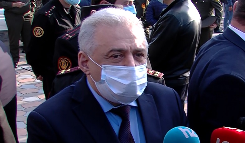 Կոմանդոսը մեծ ներդրում ունի Ղարաբաղի բանակի կայացման գործում. ՀՀ պաշտպանության նախարար