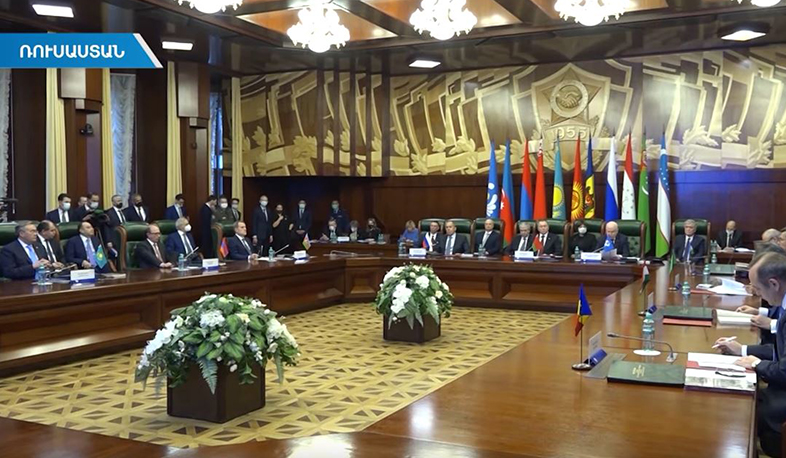 Ara Ayvazyan MDB ölkələrinin XİN Şurasının iclasında Artsaxda Azərbaycanın törətdiyi mədəni soyqırımı təqdim etdi