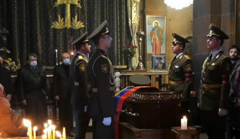 Այսօր վերջին հրաժեշտն են տալիս Կոմանդոսին