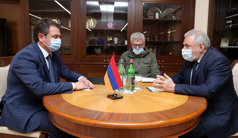 Vağarşak Harutyunyan və Hayk Çobanyan görüşüblər