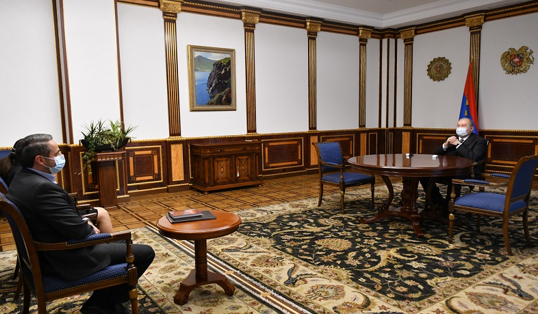 Արմեն Սարգսյանն ընդունել է պրոֆեսոր Արթուր Ղամբարյանին