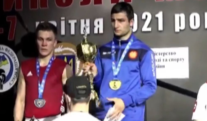 Գուրգեն Մադոյանը և Արման Դարչինյանը՝ բռնցքամարտի միջազգային մրցաշարի ոսկե մեդալակիր