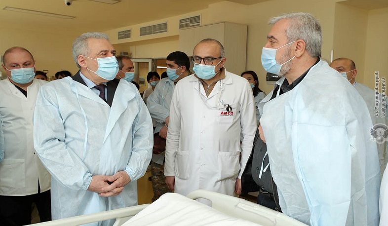 ՀՀ պաշտպանության նախարարն այցելել է «Աստղիկ» բժշկական կենտրոն