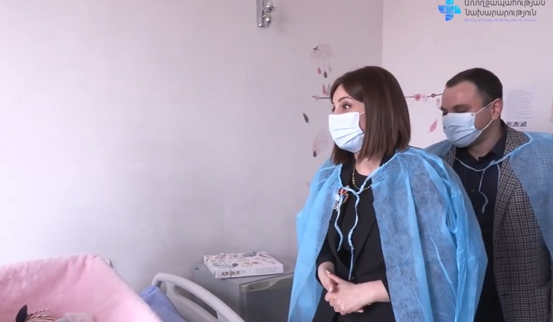 Ապրիլի 7-ի առթիվ առողջապահության նախարարն այցելել է «Սուրբ Գրիգոր Լուսավորիչ» ԲԿ ծննդատուն