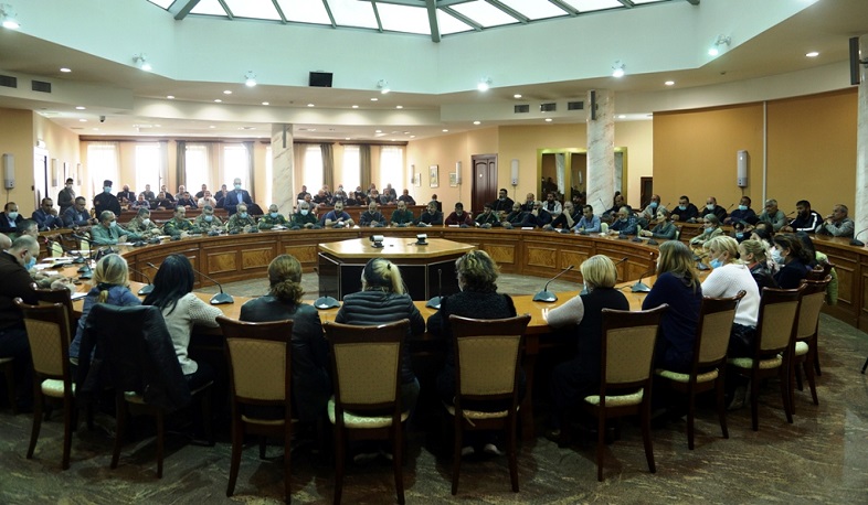 Հանդիպում՝ ՀՀ ՊՆ վարչական համալիրում