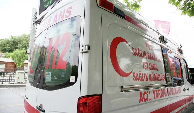 Автобус с россиянами попал в ДТП в Турции. 1 туристка погибла, еще 26 человек пострадали