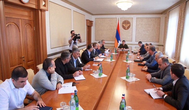 Մշակվում է պատերազմի հետևանքով վնաս կրած անձանց աջակցության ծրագիր. ԱՀ նախագահը խորհրդակցություն է հրավիրել